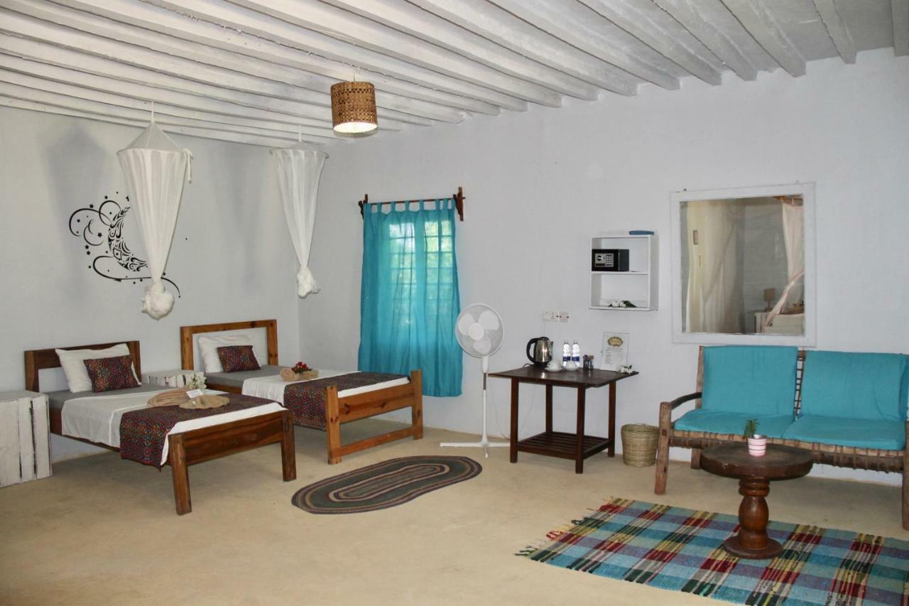 גאמביאני Garden Beach Bungalows מראה חיצוני תמונה