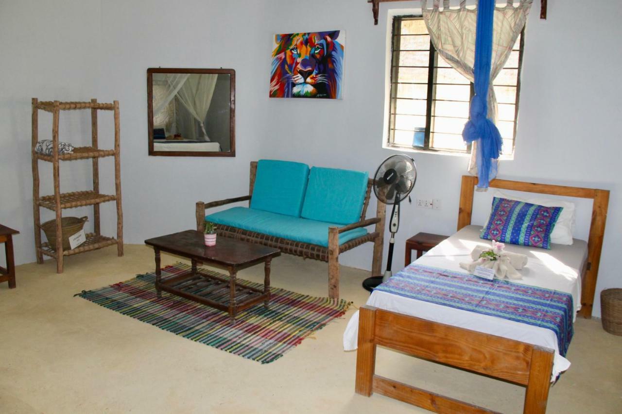 גאמביאני Garden Beach Bungalows מראה חיצוני תמונה