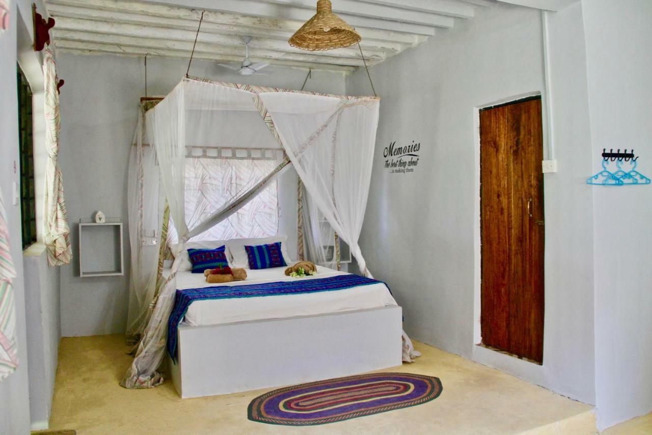 גאמביאני Garden Beach Bungalows מראה חיצוני תמונה